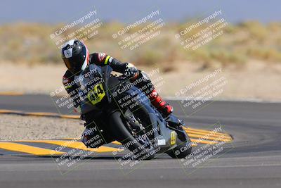 media/Oct-08-2022-SoCal Trackdays (Sat) [[1fc3beec89]]/Turn 16 (125pm)/